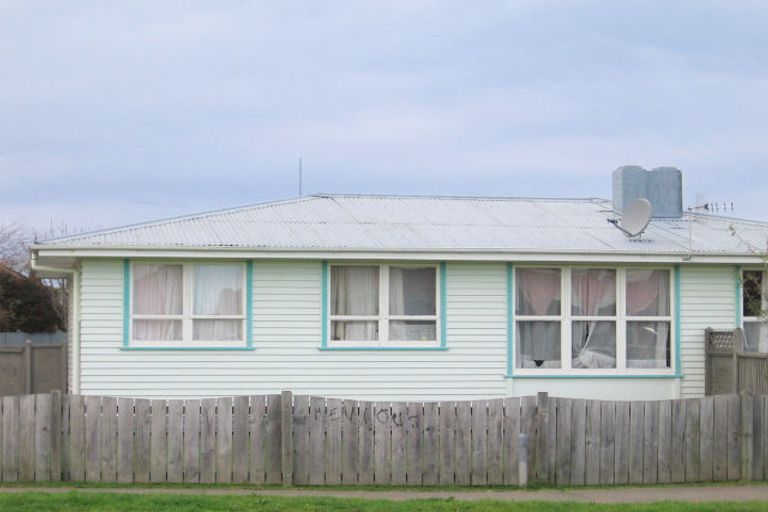 Photo of property in 20 Roberts Terrace, Onekawa, Napier, 4110