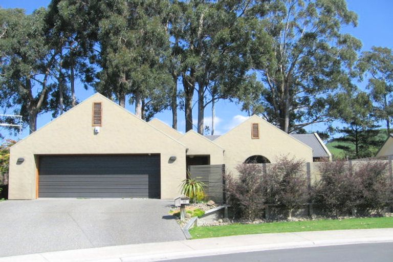 Photo of property in 33 Caulfield Place, Pukehangi, Rotorua, 3015