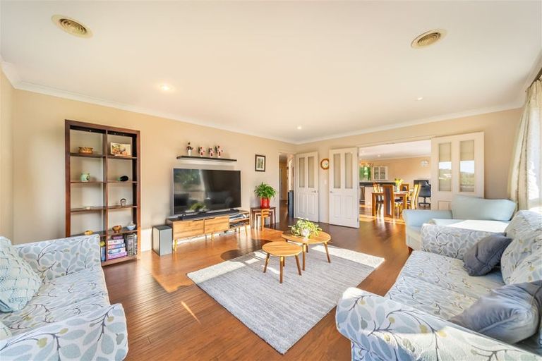 Photo of property in 12 Dusky Crescent, Aotea, Porirua, 5024