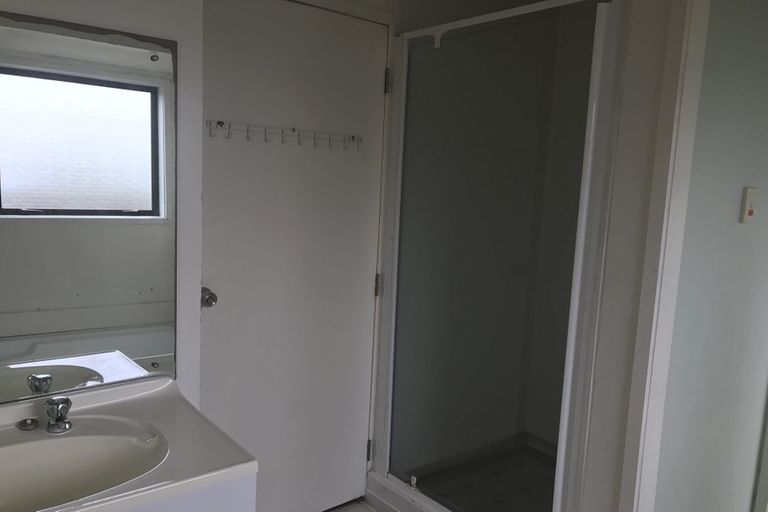 Photo of property in 3 Robertson Road, Ranui, Auckland, 0612