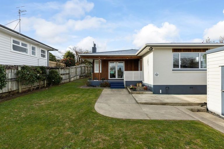 Photo of property in 27 Macarthur Street, Levin, 5510