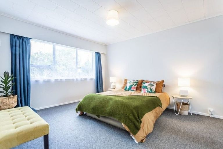 Photo of property in 1 Baltimore Crescent, Totara Park, Upper Hutt, 5018