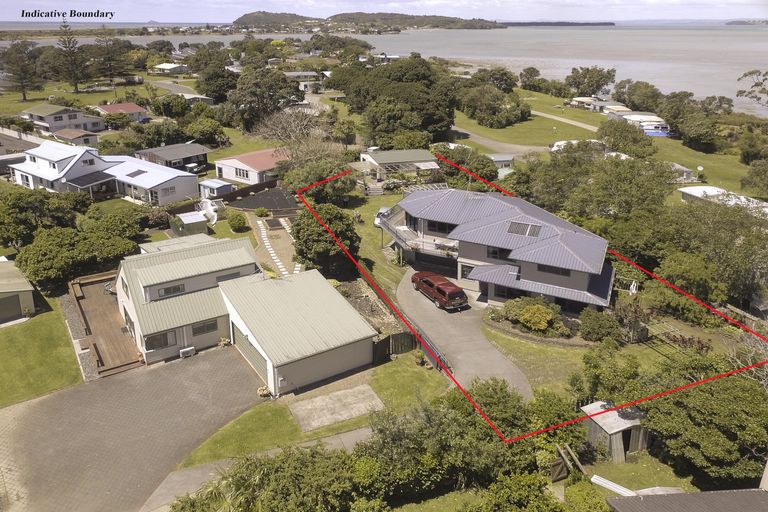 Photo of property in 21 Athenree Road, Athenree, Katikati, 3177