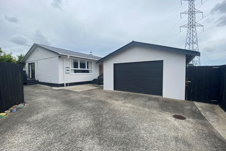 Photo of property in 43a Edgewater Drive, Pakuranga, Auckland, 2010