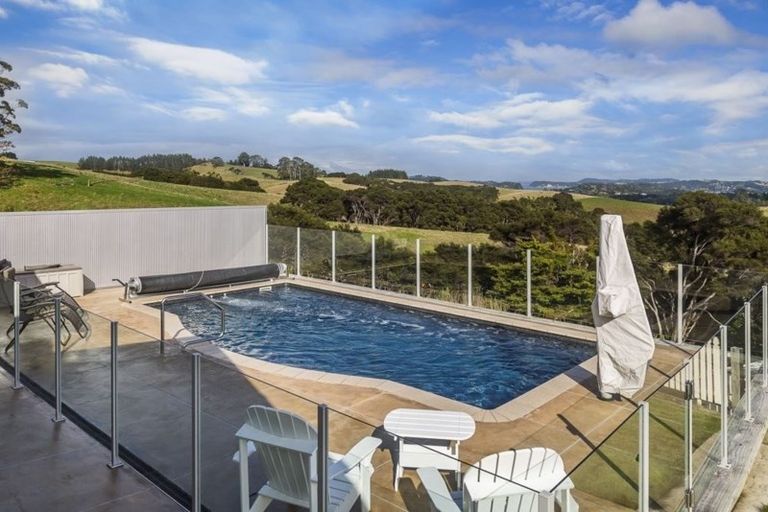 Photo of property in 40 Martins Bay Road, Mahurangi East, Warkworth, 0982