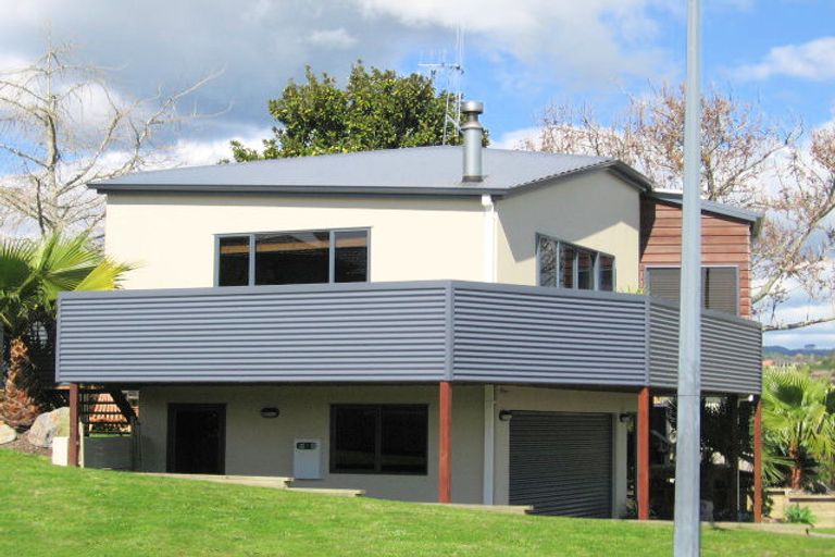 Photo of property in 32 Marire Drive, Ohauiti, Tauranga, 3112