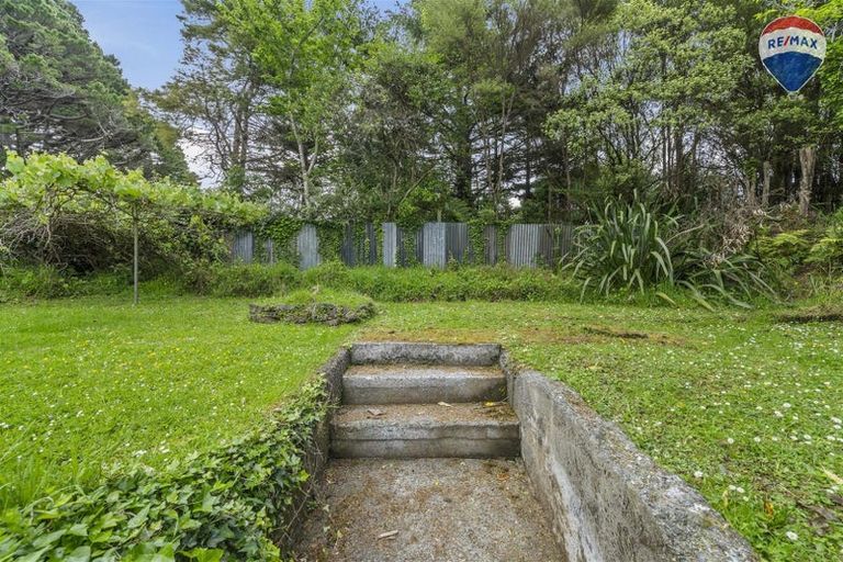 Photo of property in 10 Sheehy Grove, Wainuiomata, Lower Hutt, 5014