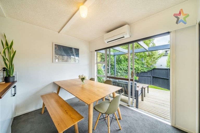 Photo of property in 6 Nikau Road, Point Howard, Lower Hutt, 5013