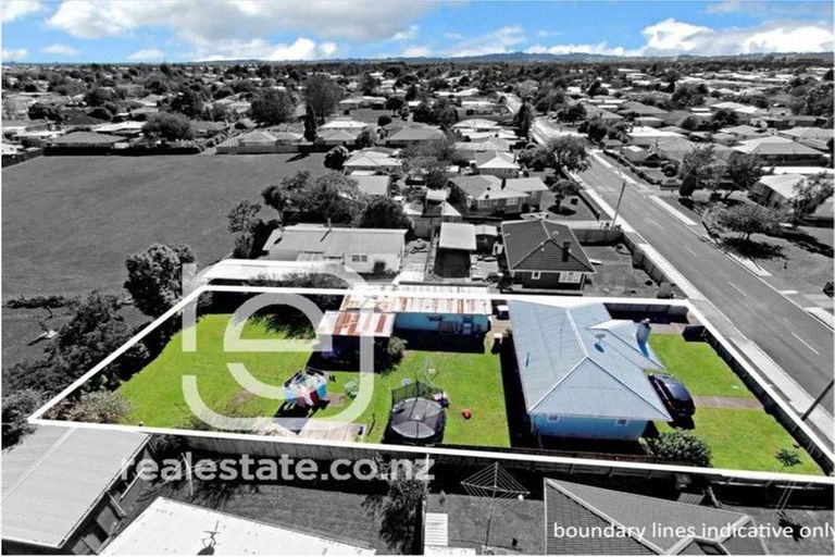 Photo of property in 33 Sutton Crescent, Papakura, 2110