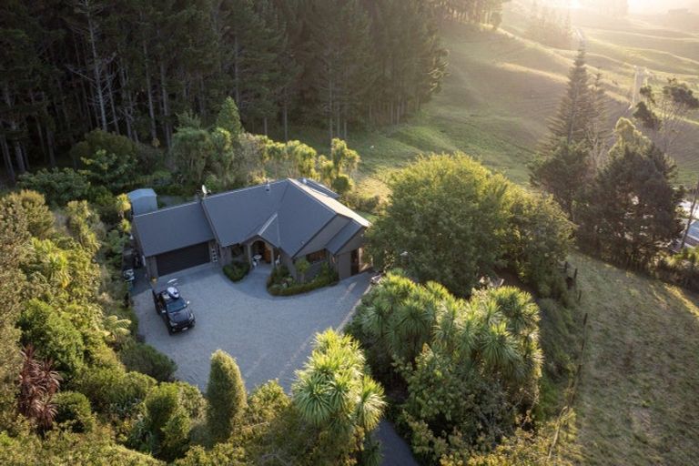 Photo of property in 2b Maungatawhiri Road, Raglan, 3295