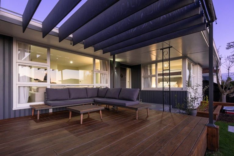 Photo of property in 34 Gladson Avenue, Sockburn, Christchurch, 8042