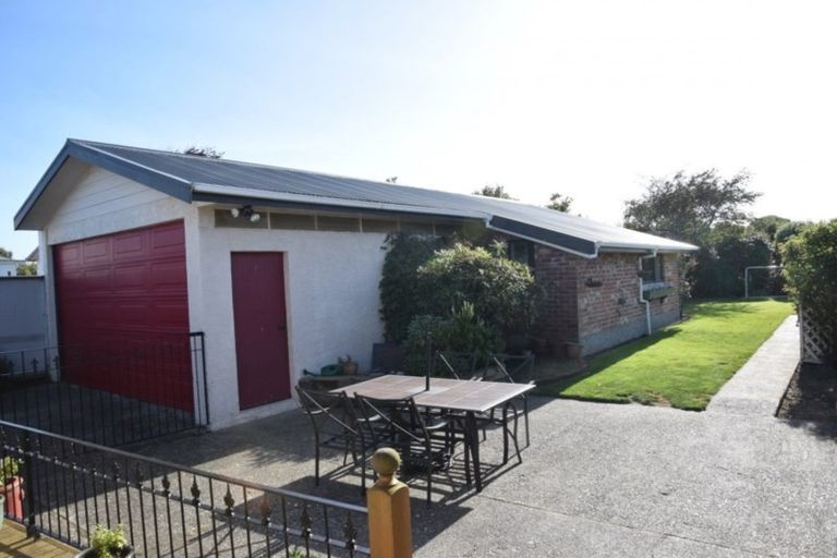 Photo of property in 73 Carlyle Street, Hawthorndale, Invercargill, 9810