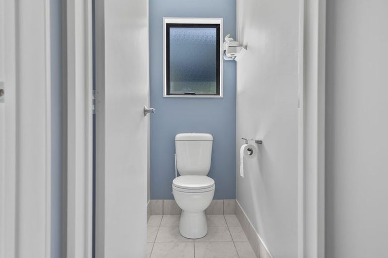 Photo of property in 96 Brian Crescent, Stanmore Bay, Whangaparaoa, 0932