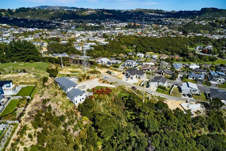 Photo of property in 9 Polestar Lane, Whitby, Porirua, 5024