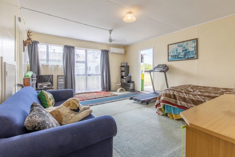 Photo of property in 31 Walter Street, Takapau, 4203