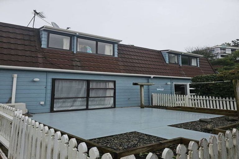 Photo of property in 6/2 Burdendale Grove, Churton Park, Wellington, 6037