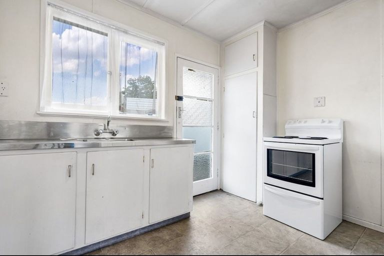 Photo of property in 2/18 Ruth Street, Manurewa, Auckland, 2102