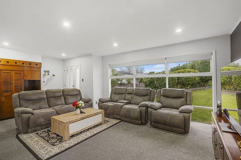 Photo of property in 1 Kingsway Crescent, Forest Lake, Hamilton, 3200