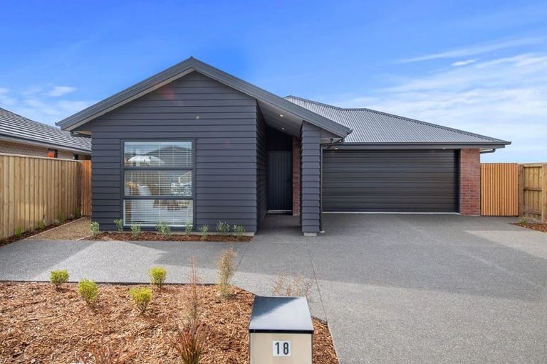 Photo of property in 18 Chambers Avenue, Woodend, 7610