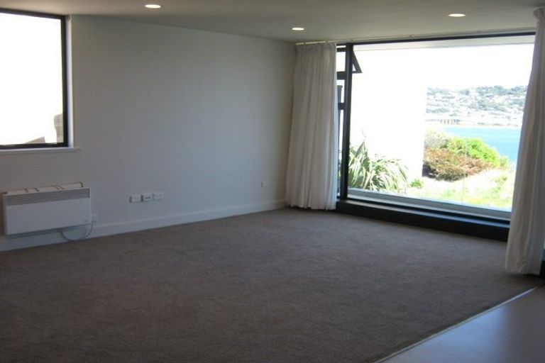 Photo of property in Shelley Bay Terraces, 1/61 Maupuia Road, Maupuia, Wellington, 6022