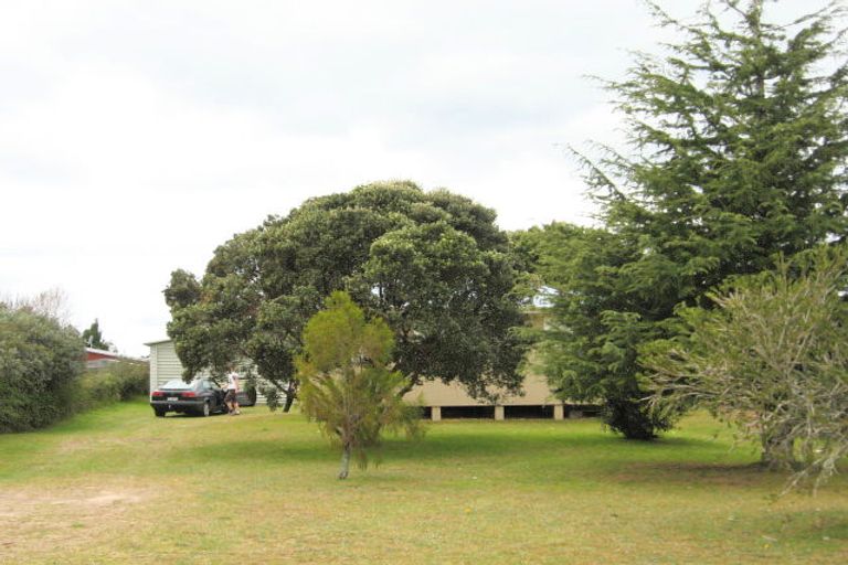 Photo of property in 206 Tui Road, Whangamata, 3620