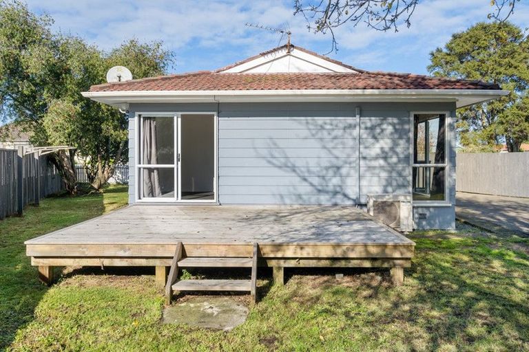 Photo of property in 35 Purcell Place, Melville, Hamilton, 3206