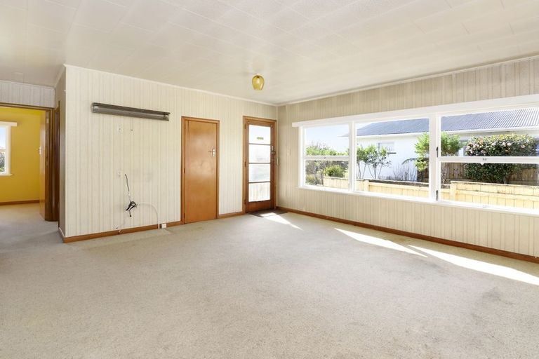 Photo of property in 1/7 Tennyson Crescent, Stoke, Nelson, 7011