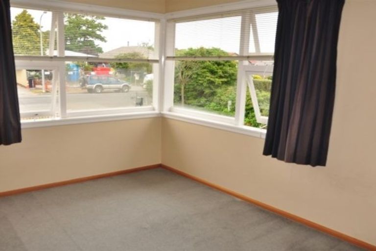 Photo of property in 87 Bickerton Street, Wainoni, Christchurch, 8061