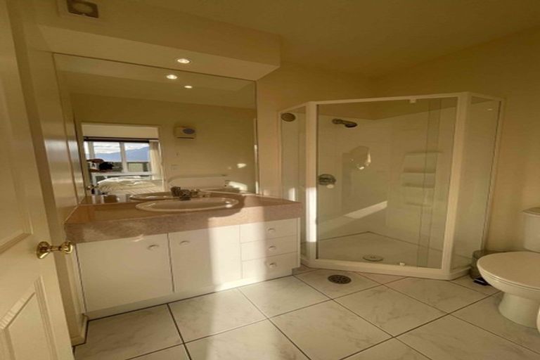 Photo of property in 9b York Street, Queenstown, 9300