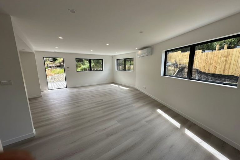 Photo of property in 60 Tiri Tiri Road, Birkdale, Auckland, 0626