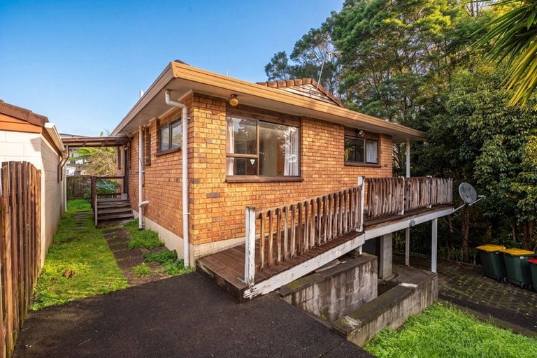 Photo of property in 2/1 Claude Brookes Drive, Henderson, Auckland, 0612