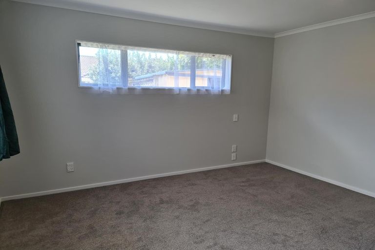 Photo of property in 6 Anrath Close, East Tamaki, Auckland, 2016