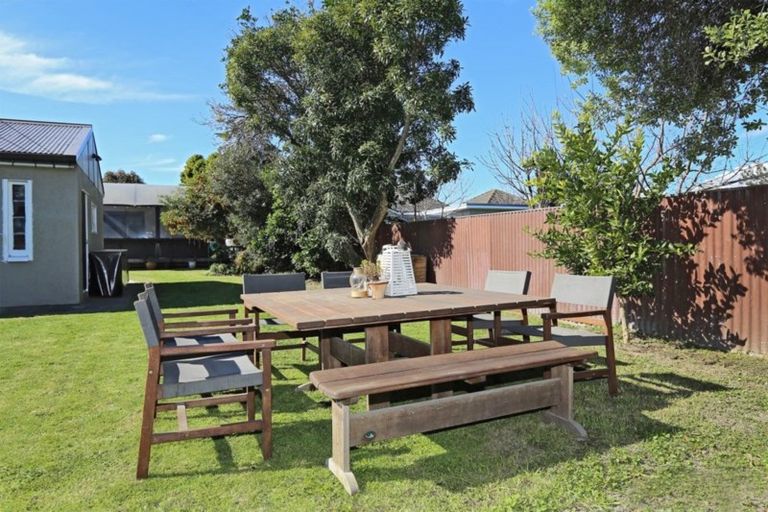 Photo of property in 209 Mayfair Avenue, Mayfair, Hastings, 4122