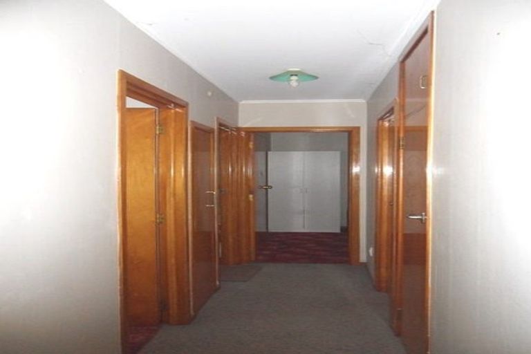 Photo of property in 7 Normandy Place, Henderson, Auckland, 0610