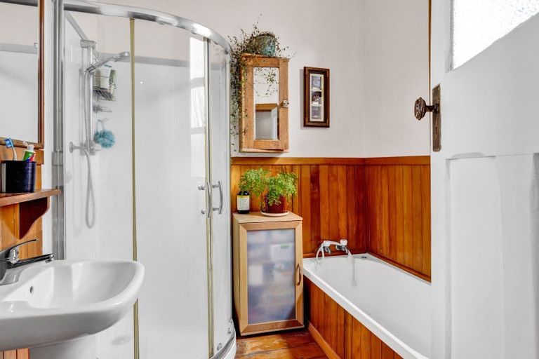 Photo of property in 1 Campbell Street, Hawera, 4610