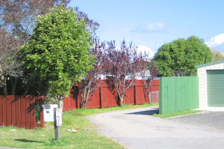 Photo of property in 3a Redditch Place, Papamoa Beach, Papamoa, 3118