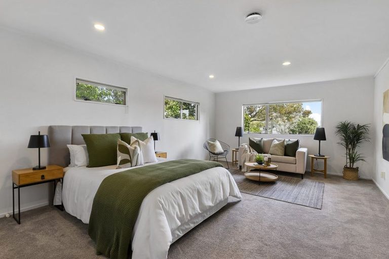 Photo of property in 24 Kenmure Avenue, Forrest Hill, Auckland, 0620