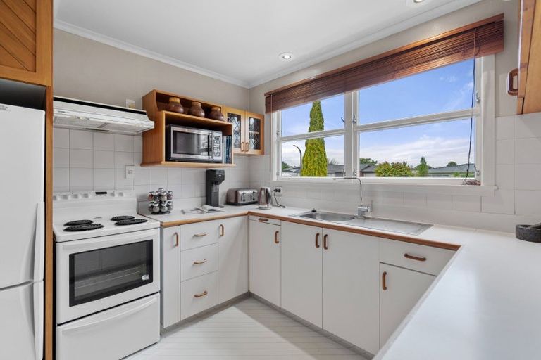 Photo of property in 21 Seddon Street, Carterton, 5713