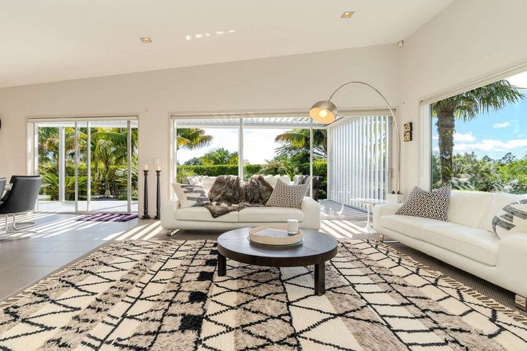 Photo of property in 10 Access Heights, Kerikeri, 0230