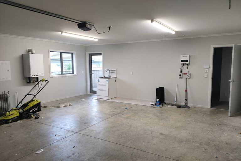 Photo of property in 5 Henrietta Maxwell Grove, Wainuiomata, Lower Hutt, 5014