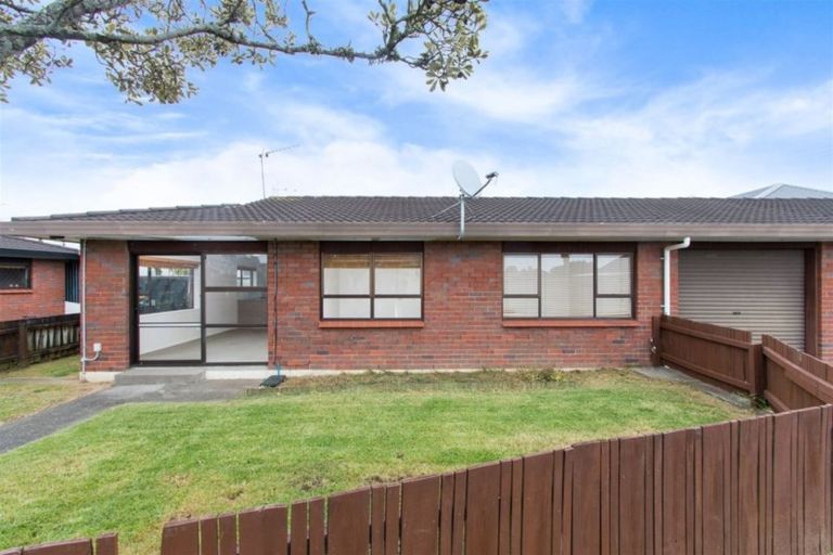 Photo of property in 2/6 Miami Street, Mangere East, Auckland, 2024