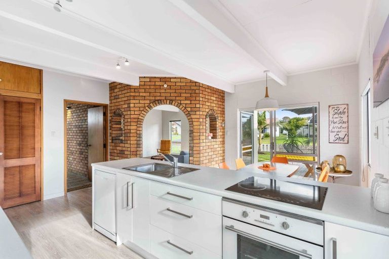 Photo of property in 7 Crown Reef, Pauanui, Hikuai, 3579