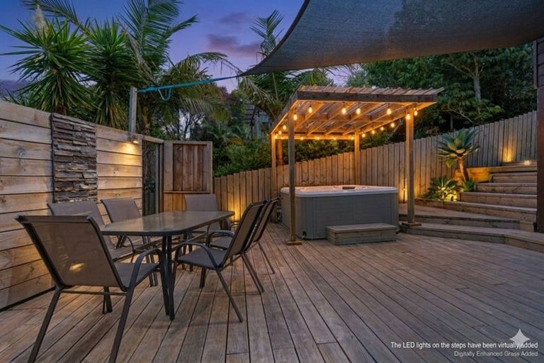 Photo of property in 113 Vipond Road, Stanmore Bay, Whangaparaoa, 0932