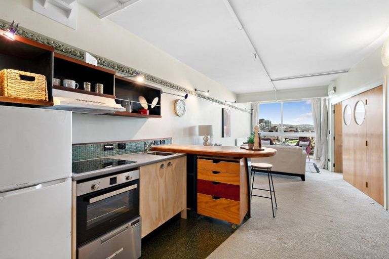 Photo of property in Qba Apartments, 3d/51 Webb Street, Mount Cook, Wellington, 6011
