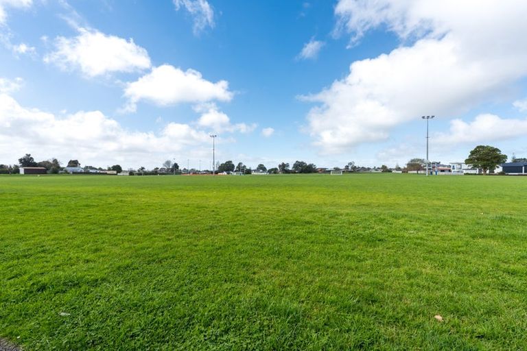 Photo of property in 80c Matipo Road, Te Atatu Peninsula, Auckland, 0610
