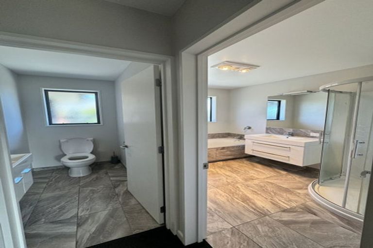 Photo of property in 34 Davaar Crescent, Broomfield, Christchurch, 8042