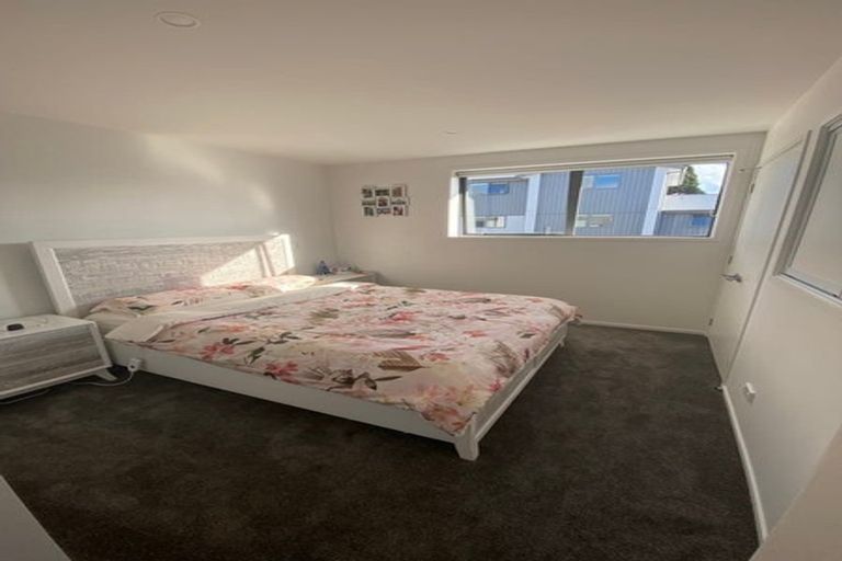 Photo of property in 2/41 Mohua Lane, Upper Riccarton, Christchurch, 8041