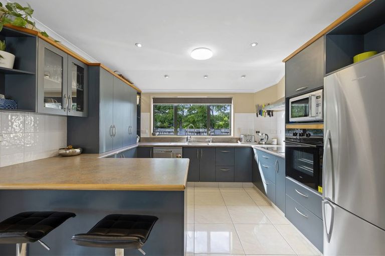 Photo of property in 28a Poplar Grove, Whalers Gate, New Plymouth, 4310