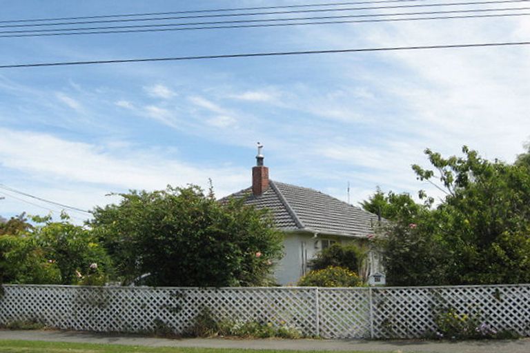 Photo of property in 49 Pembroke Street, Avondale, Christchurch, 8061