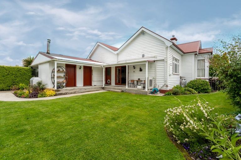 Photo of property in 6 Crombie Street, Gore, 9710